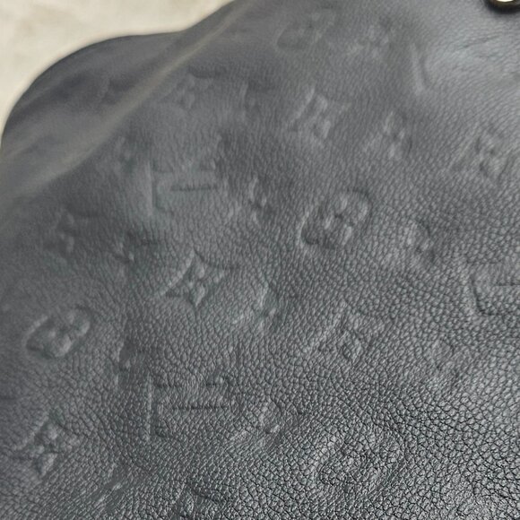 Louis Vuitton Lumineuse PM Monogram Empreinte Leather Bag - Picture 4 of 17